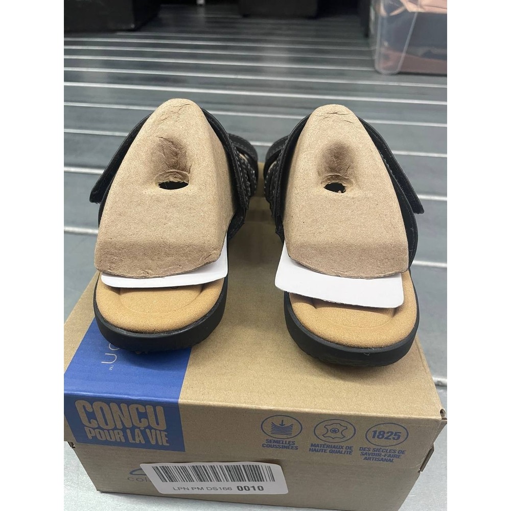 Clarks Elizabeth Ave Sandals Womens 6 Black Leather Slip On Slide - Picture 6 of 9